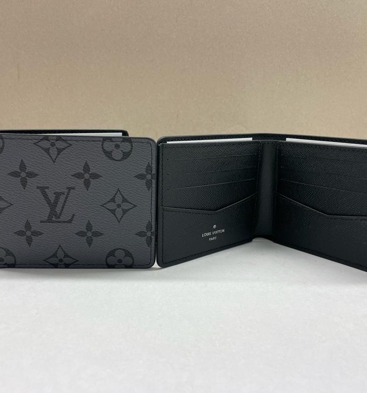 Multiple Wallet