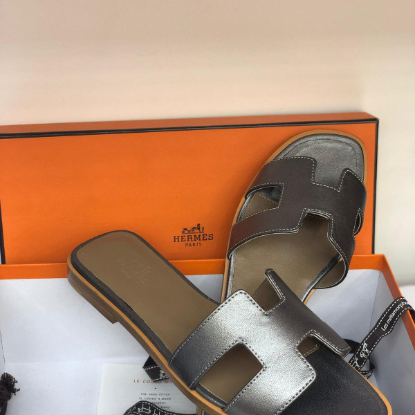 Oran Sandal