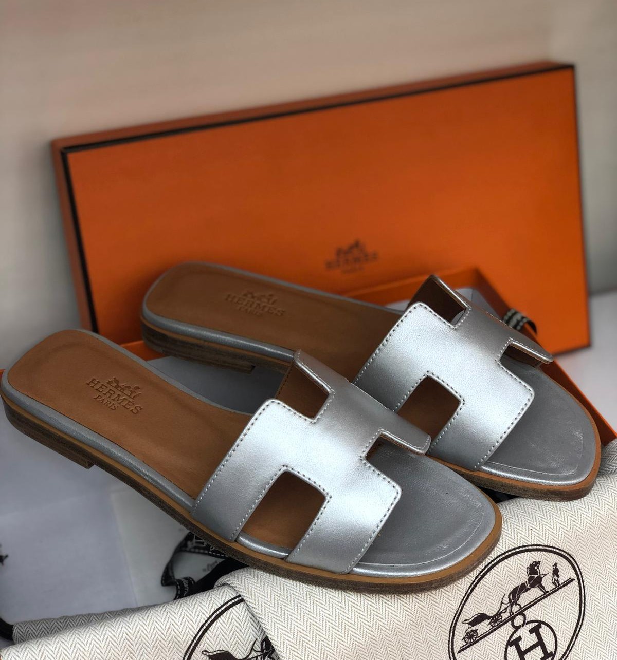 Oran Sandal