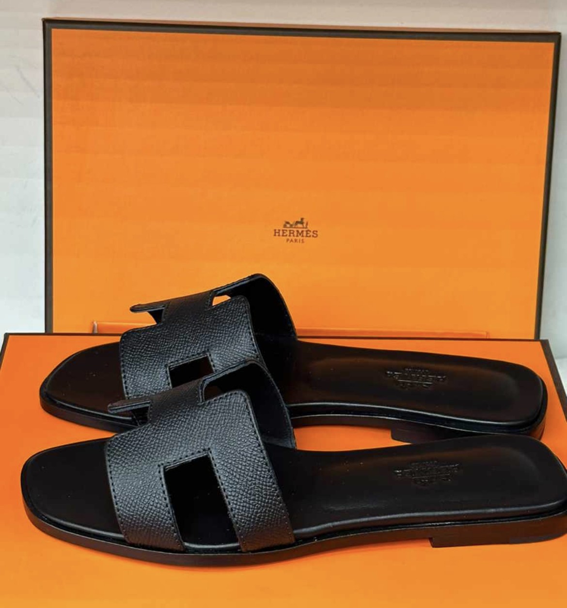 Oran Sandal