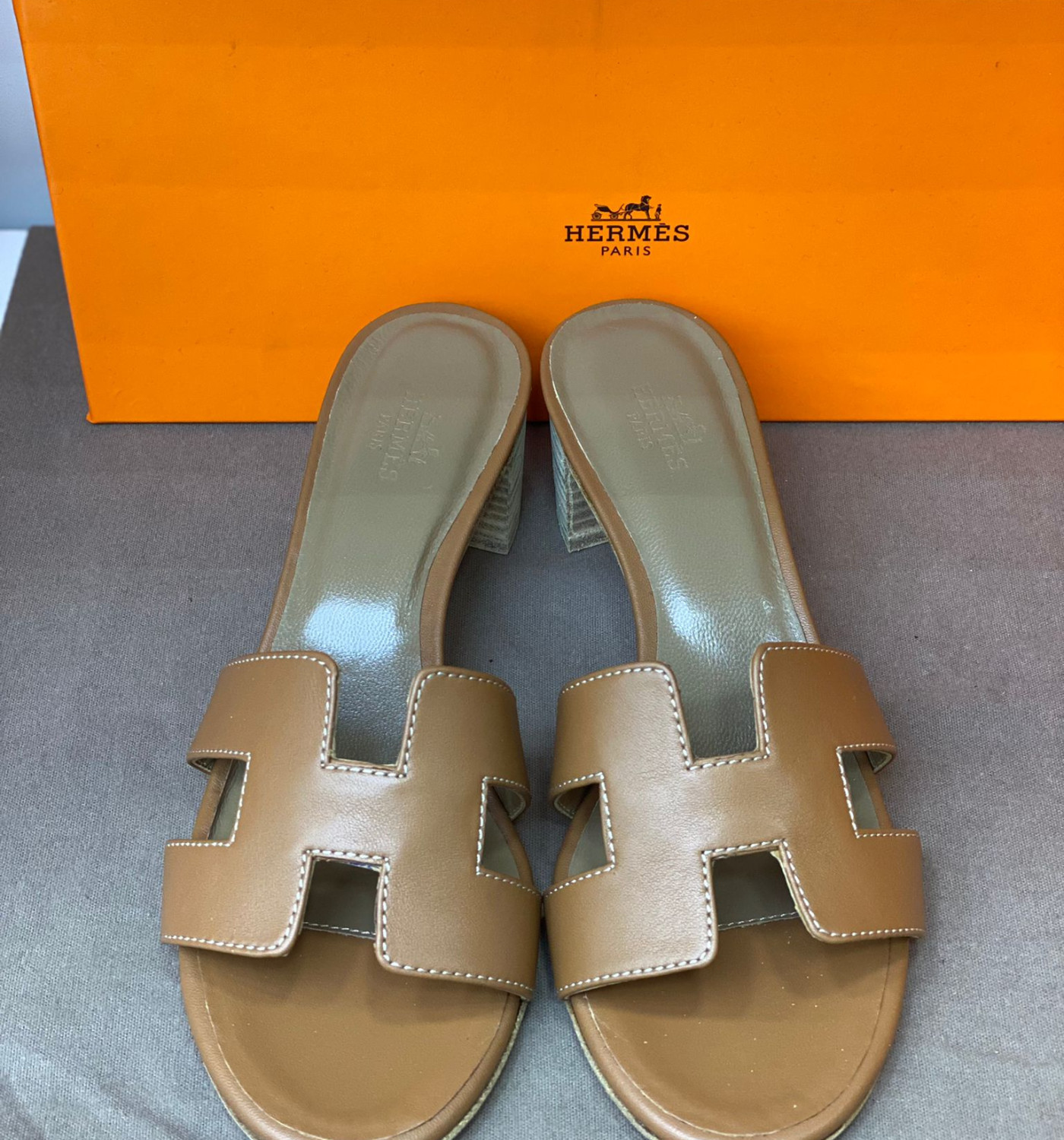 Oasis Sandal