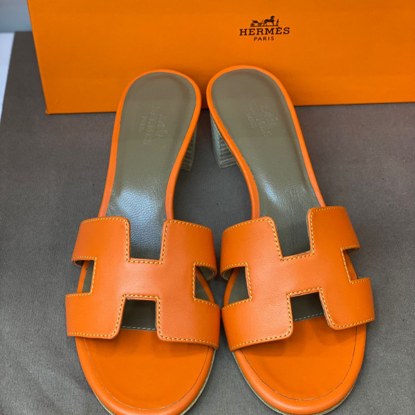 Oasis Sandal