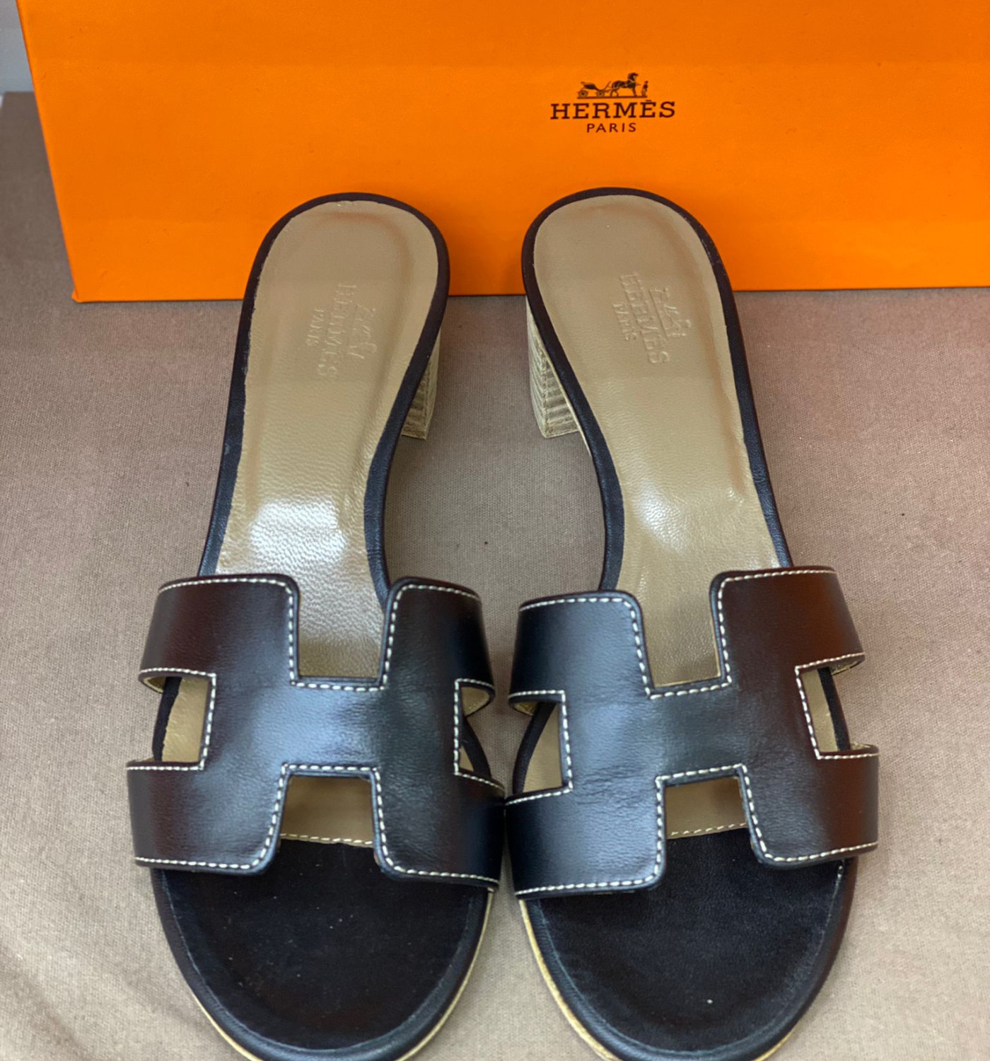 Oasis Sandal