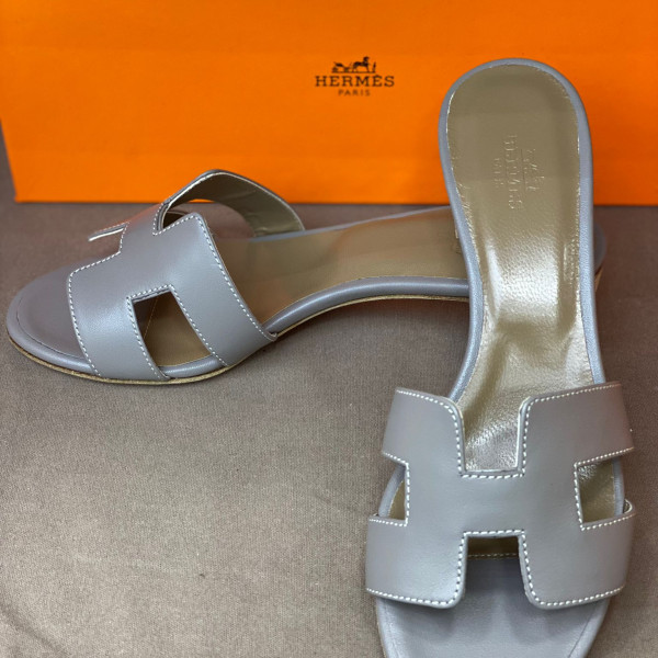 Oasis Sandal