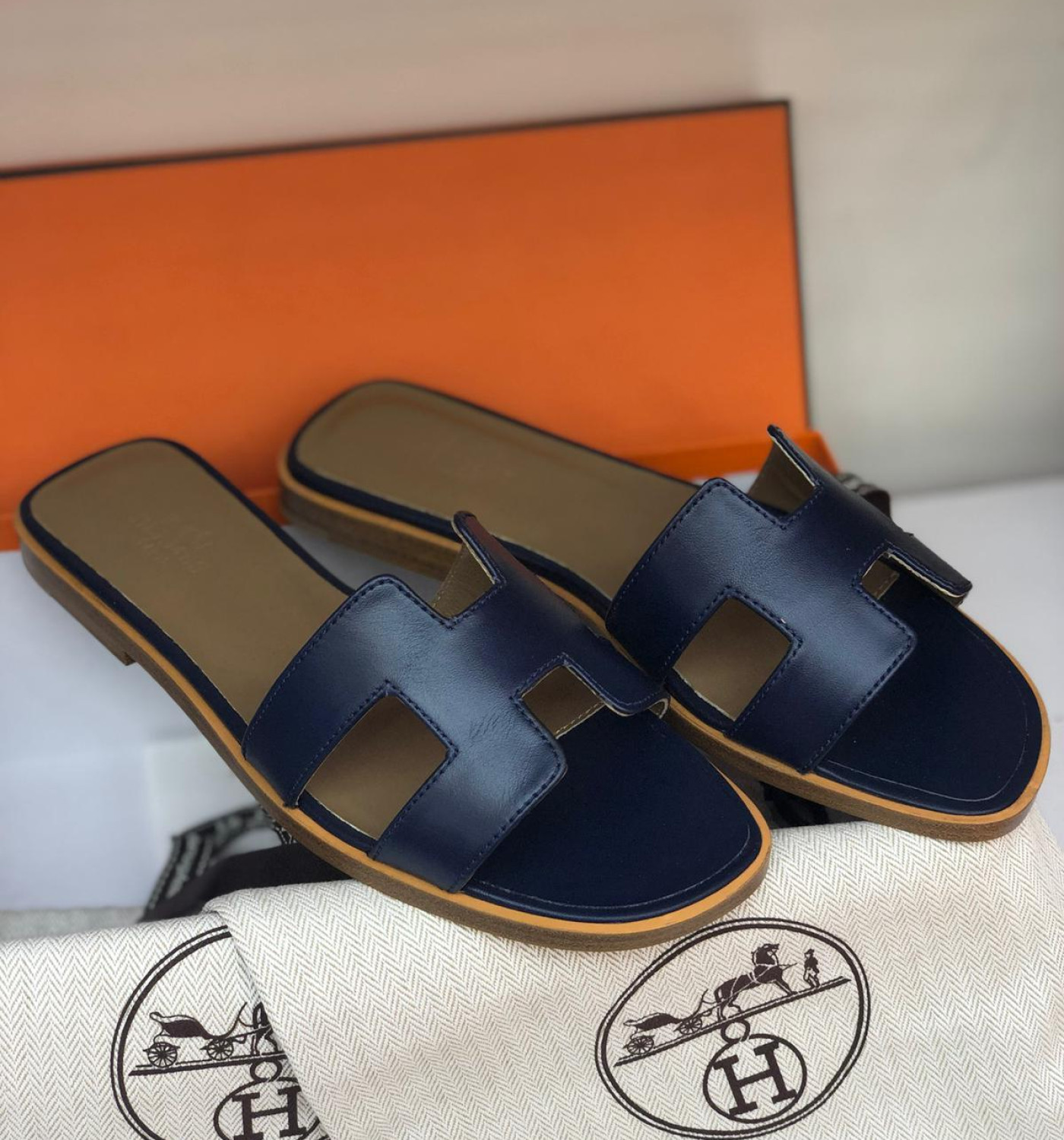 Oran Sandal