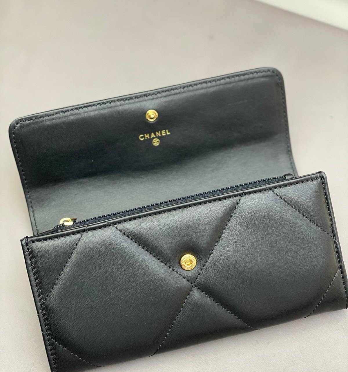Chanel 19 Wallet