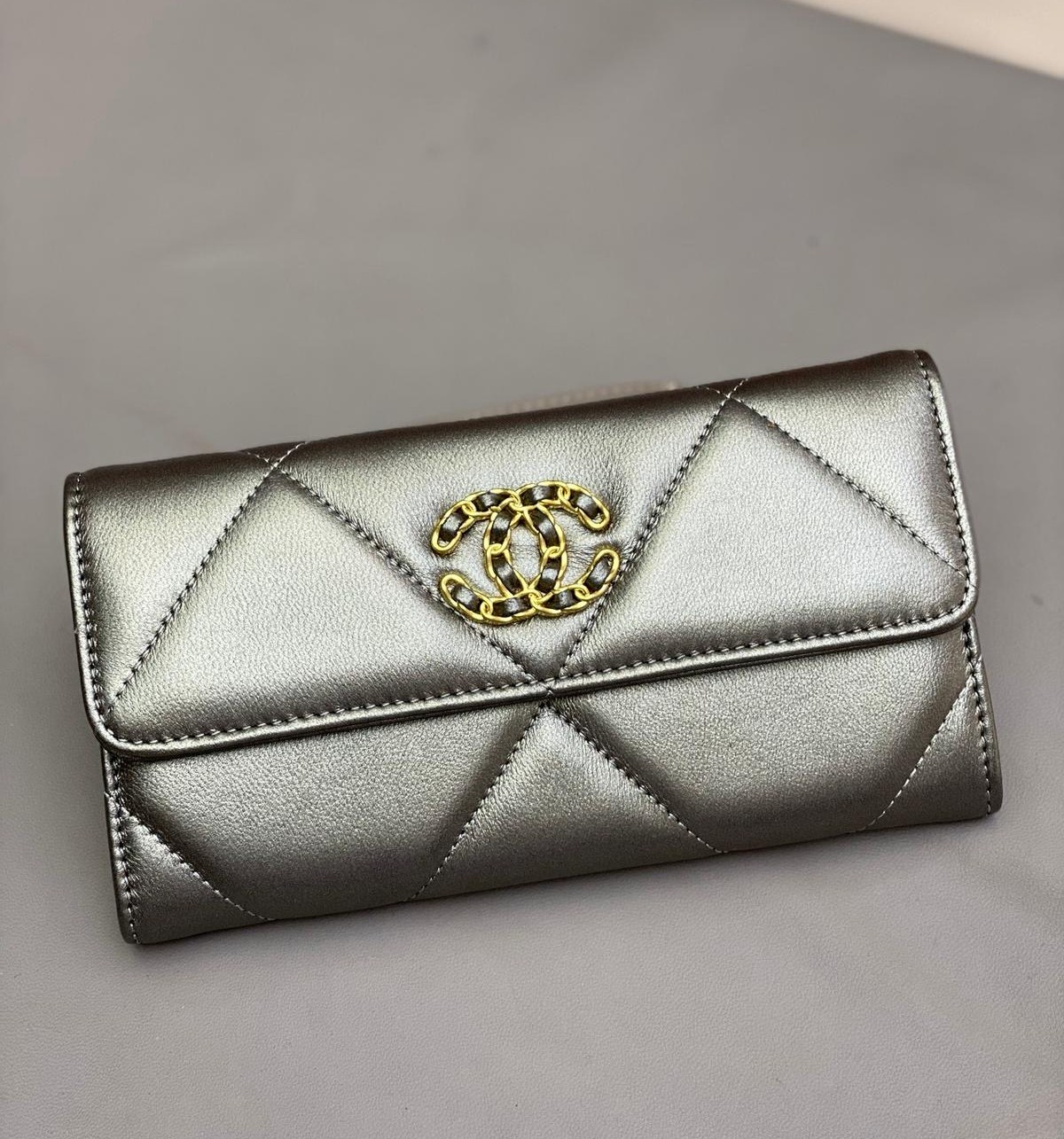 Chanel 19 Wallet