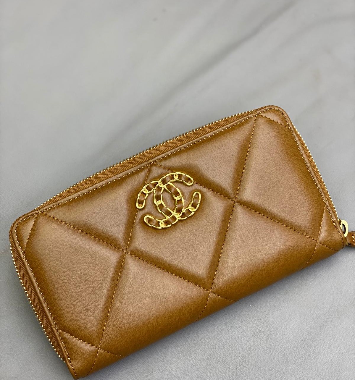 Chanel 19 Zip Wallet