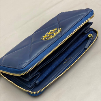 Chanel 19 Zip Wallet