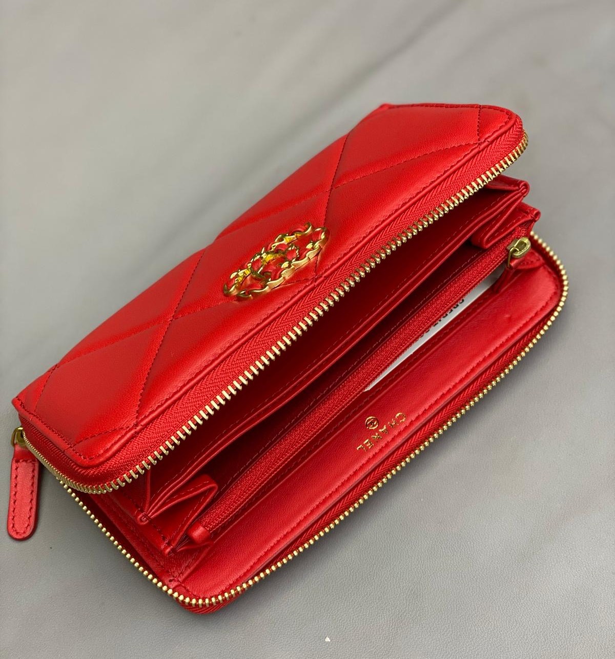 Chanel 19 Zip Wallet