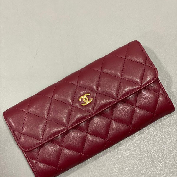 Classic Flap Wallet
