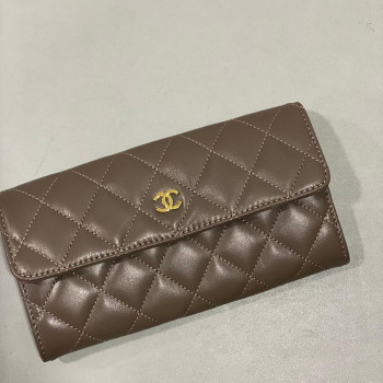 Classic Flap Wallet