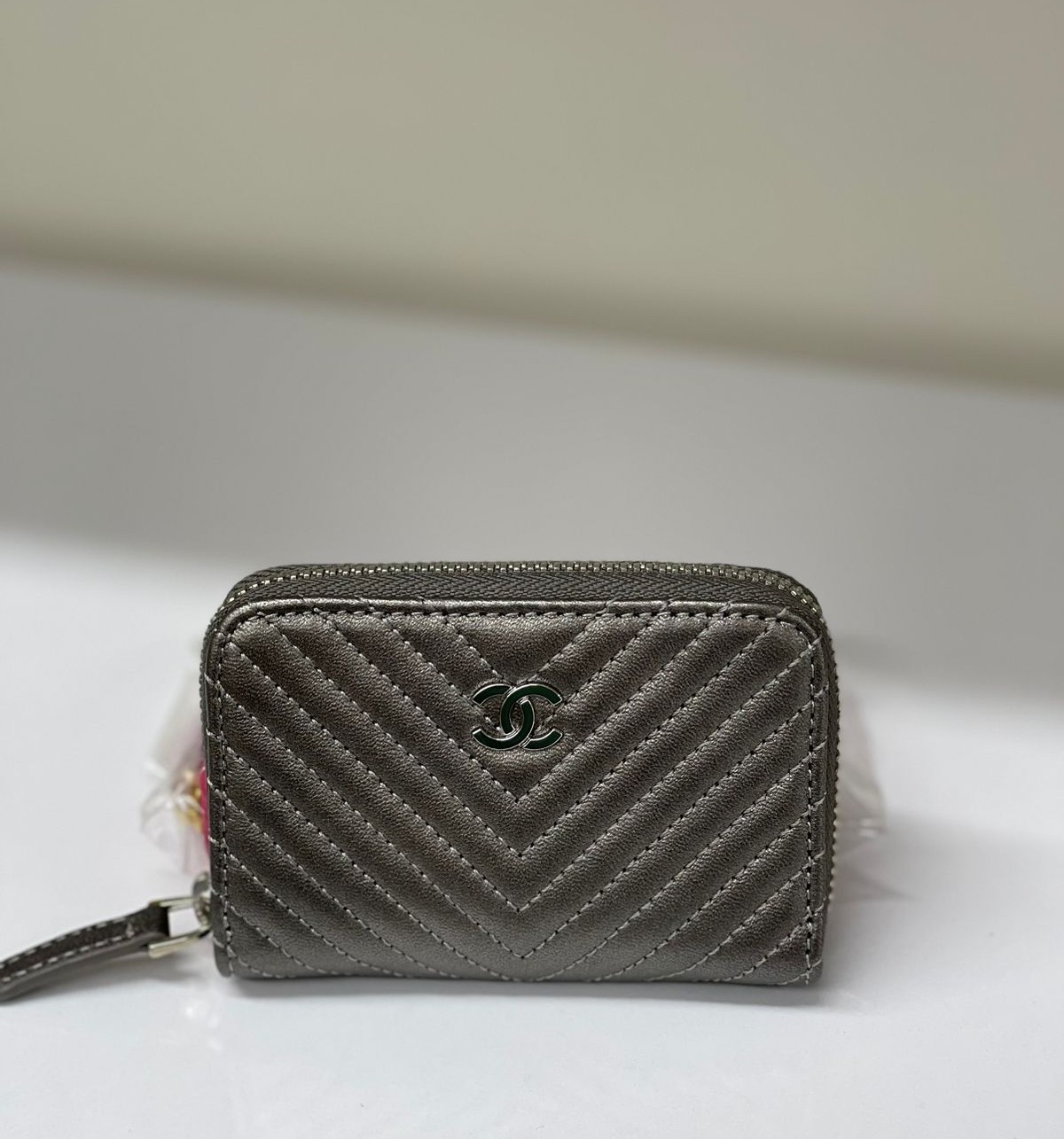 Zip Wallet Chevron