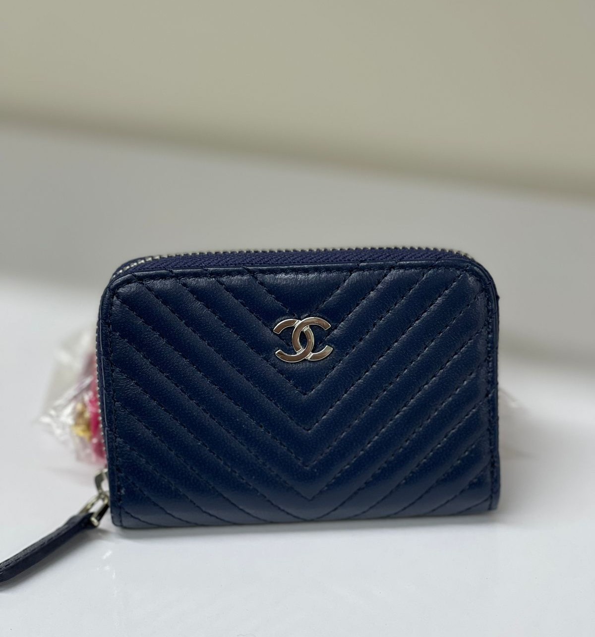 Zip Wallet Chevron