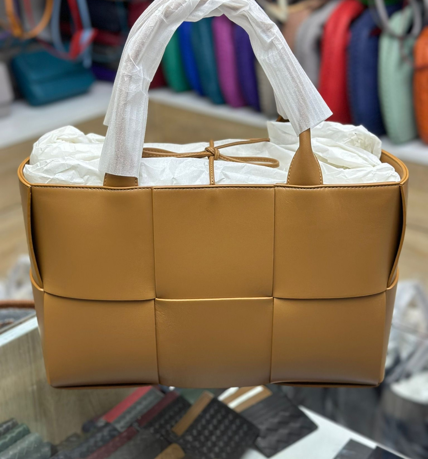 Arco Tote