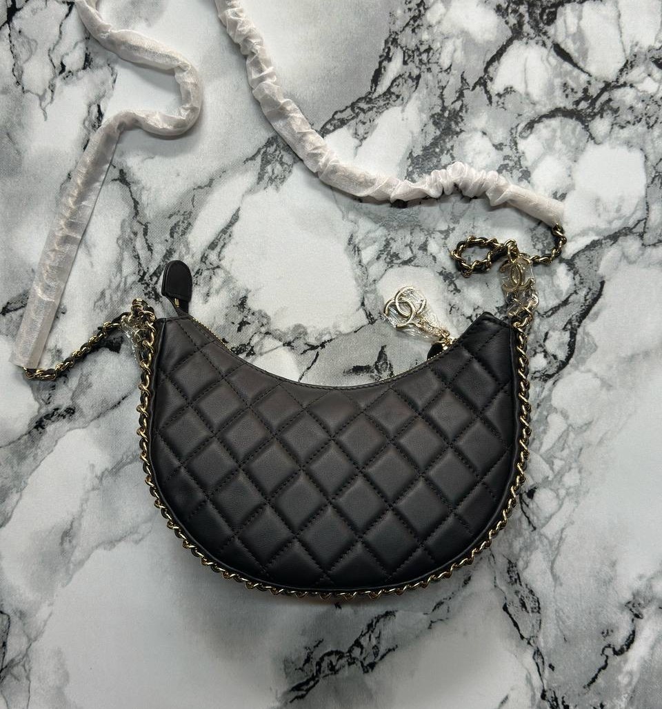 23P Crescent Moon Hobo