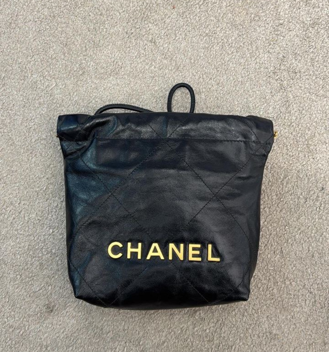 Chanel 22 Mini
