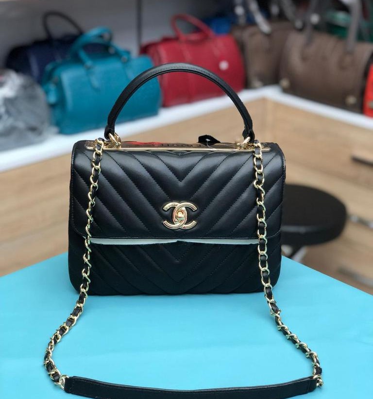 Trendy CC Small (Chevron)