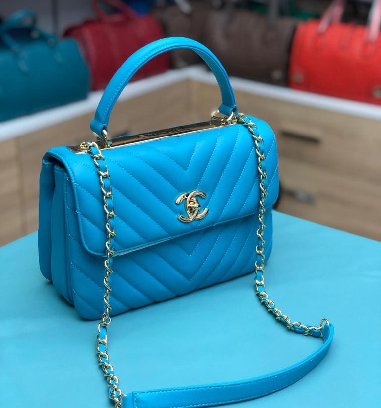 Trendy CC Small (Chevron)