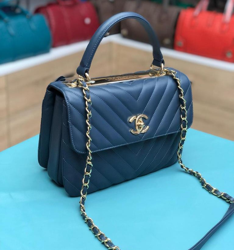 Trendy CC Small (Chevron)