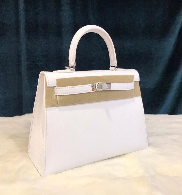 Kelly 25 (Handstitch)