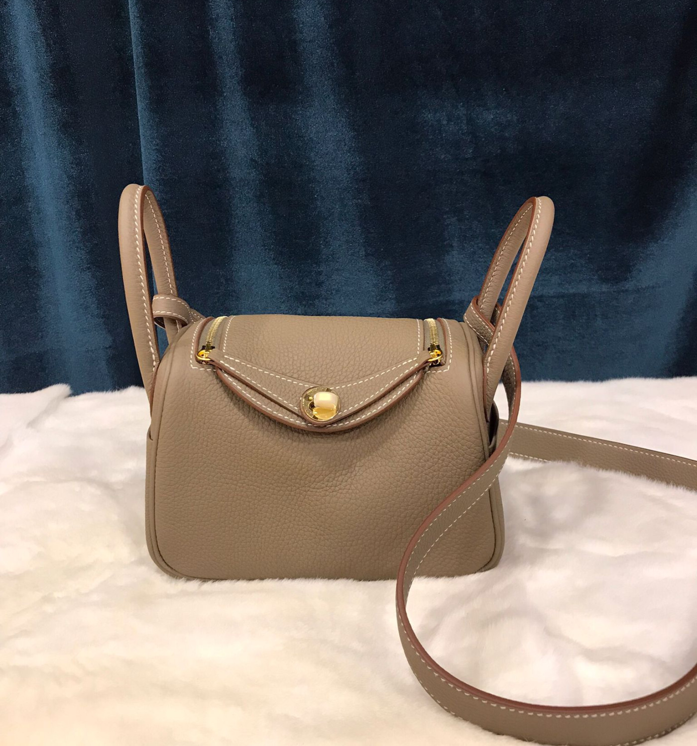 Lindy Mini (Handstitch)