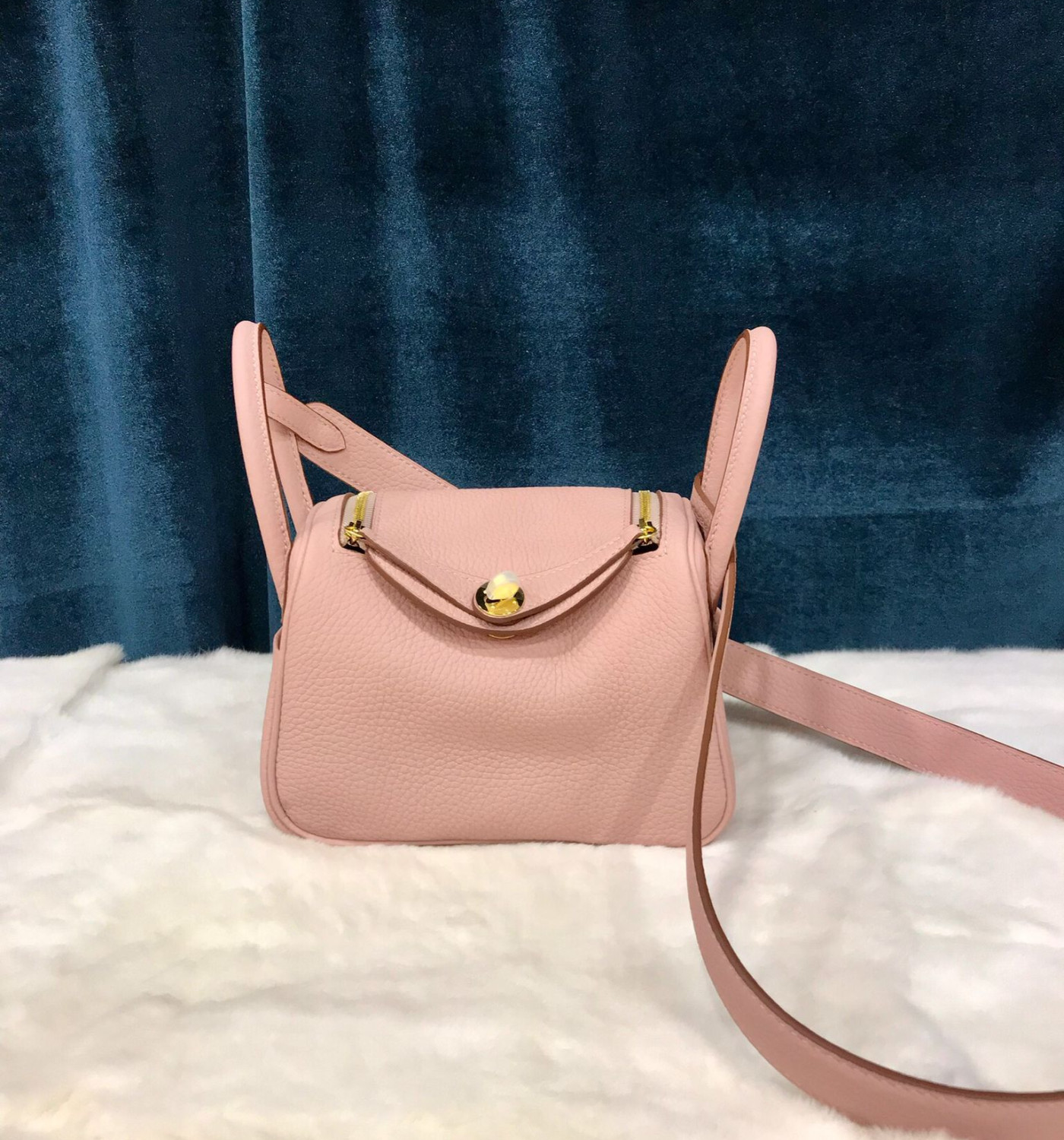 Lindy Mini (Handstitch)