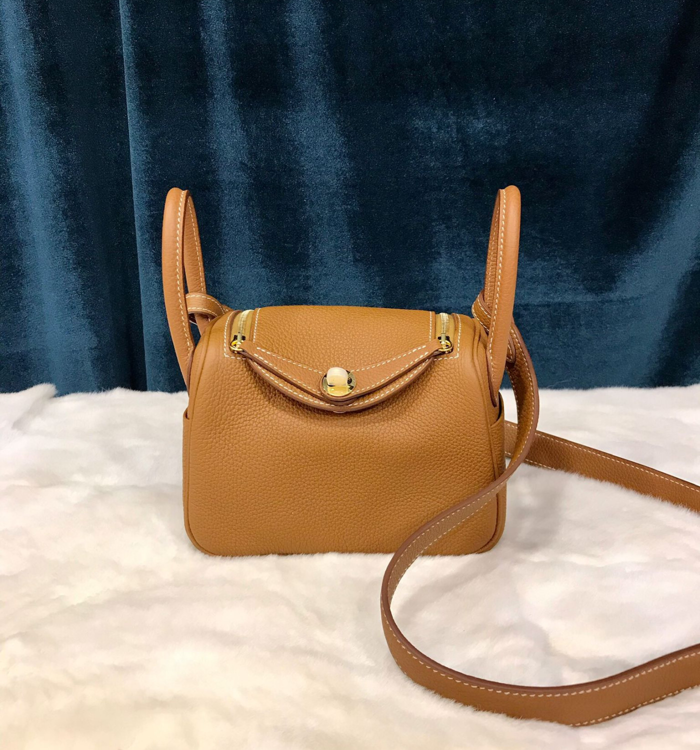 Lindy Mini (Handstitch)