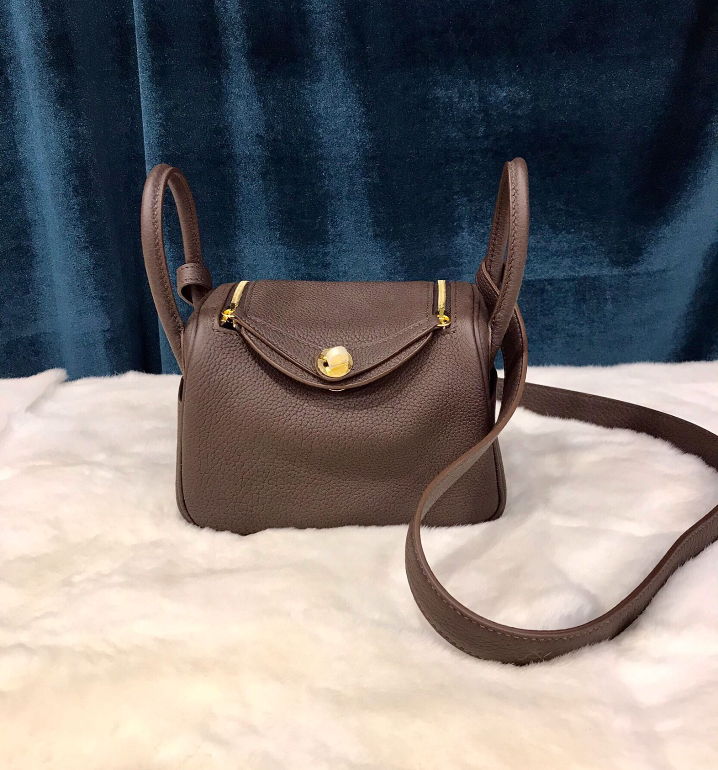 Lindy Mini (Handstitch)